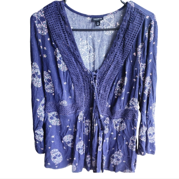Torrid Floral Skull Peasant Top - Picture 1 of 5